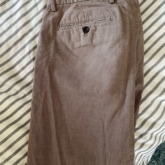 Banana Republic Kentfield micropatterned chinos - Picture 2 of 6